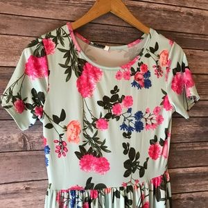 FLORAL MAXIDRESS W/ POCKETS